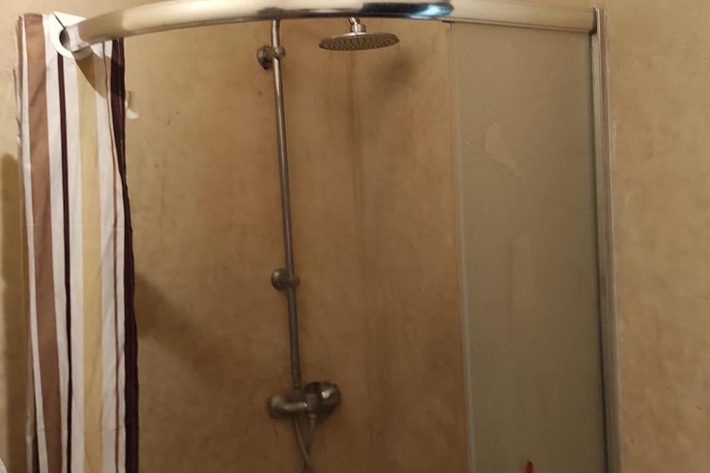 Charmant Appartement Dans Un Quartier Chic Et Calme Marrákes Kültér fotó