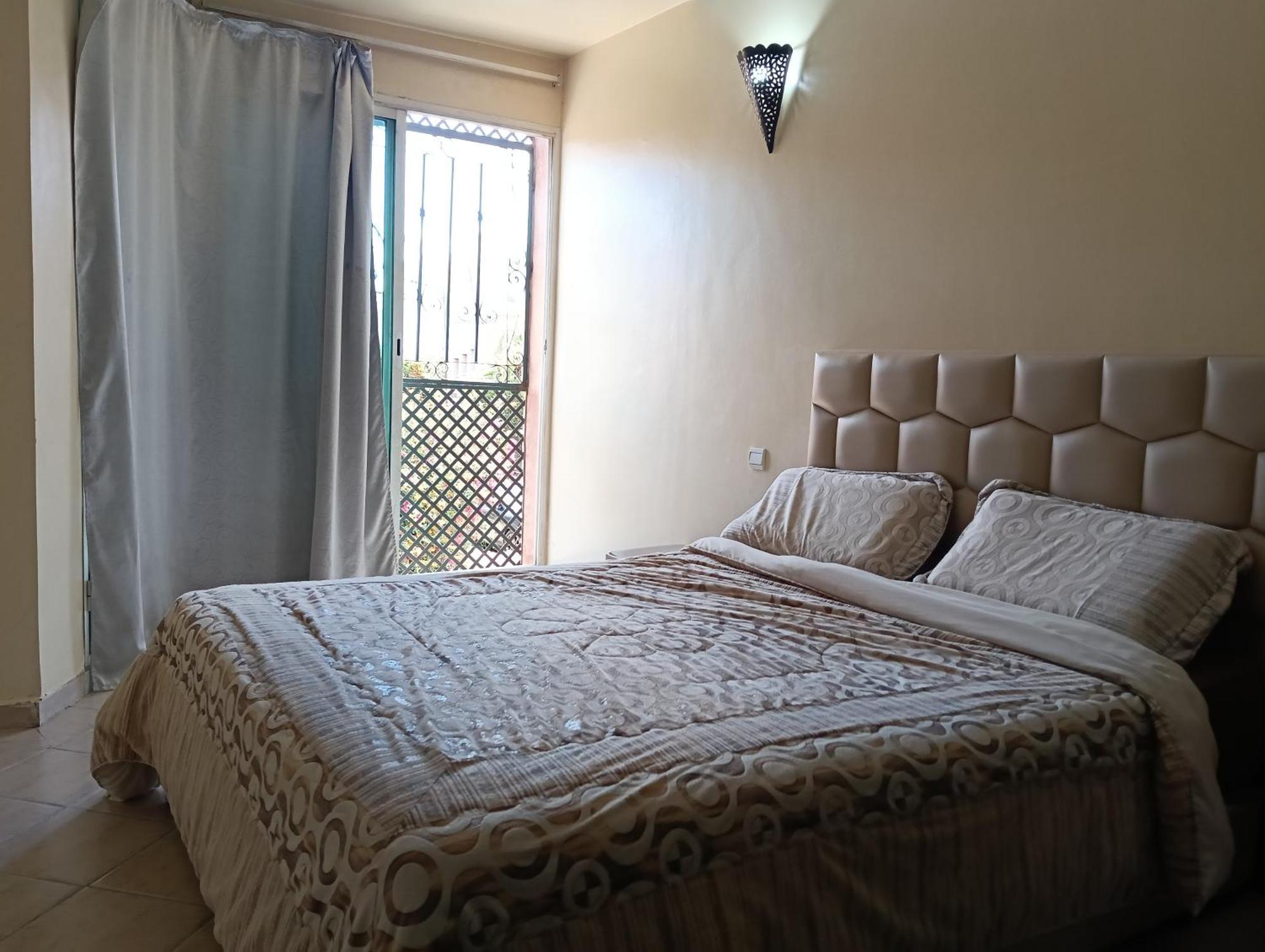 Charmant Appartement Dans Un Quartier Chic Et Calme Marrákes Kültér fotó